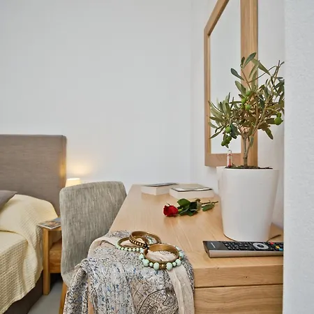 Hotel Xenia