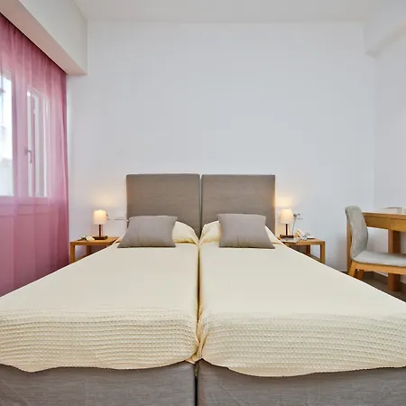 Hotel Xenia