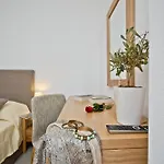 Otel Xenia