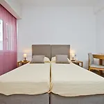 Otel Xenia