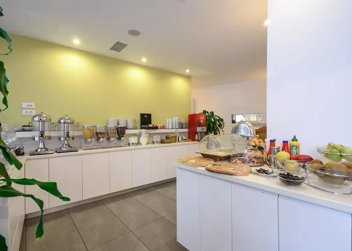 Hotel Xenia Naxos City